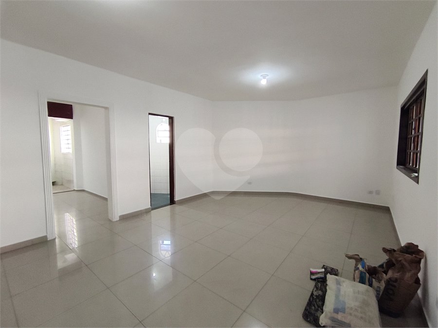Sobrado à venda com 3 quartos, sendo 1 suíte, em Cupecê, São Paulo, SP