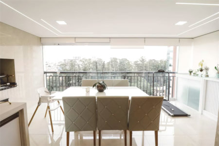 Apartamento à venda com 3 quartos, sendo 1 suíte,  em Vila Dom Pedro II, São Paulo, SP