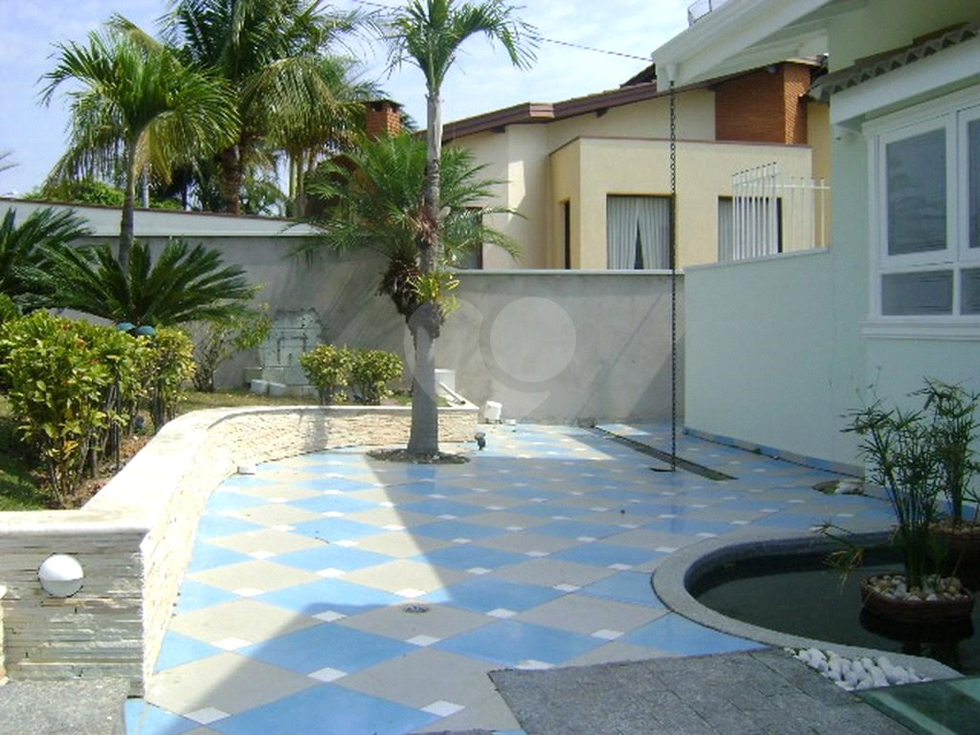 Casa à venda com 3 suítes no condomínio Estância Marambaia, Vinhedo - SP