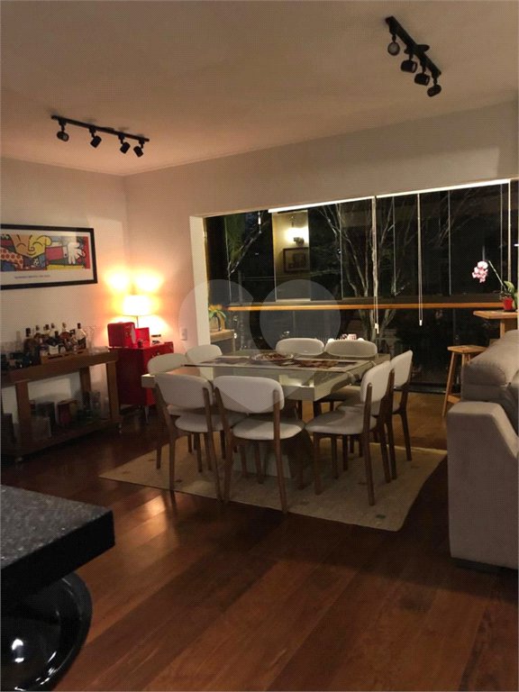 Apartamento à venda com 4 quartos, sendo 2 suítes, em Vila Mariana, São Paulo, SP