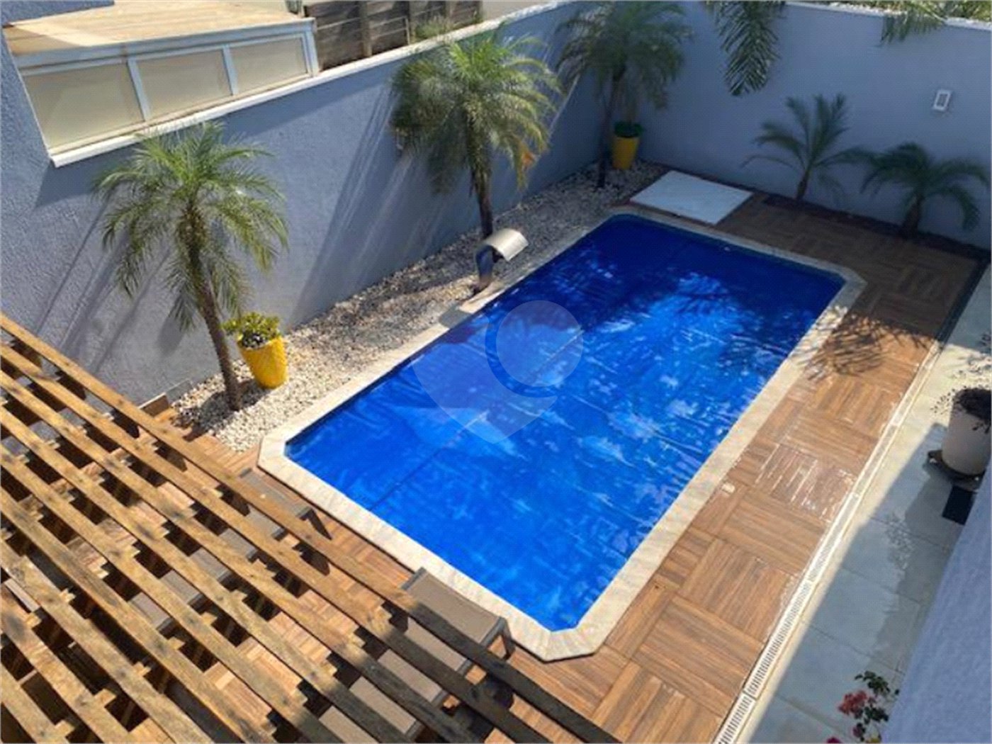 Casa à venda com 3 suítes no condomínio Campos do Conde I, Paulínia - SP
