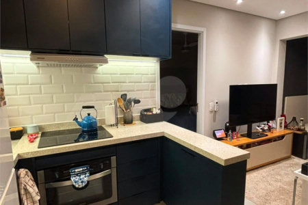 Apartamento à venda com 2 quartos, sendo 1 suíte,  em Santo Amaro, São Paulo, SP