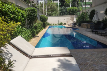 Apartamento à venda com 3 quartos, sendo 2 suítes, em Vila Uberabinha, São Paulo, SP
