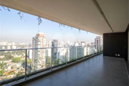 Apartamento à venda com 3 suítes em Cerqueira César, São Paulo, SP
