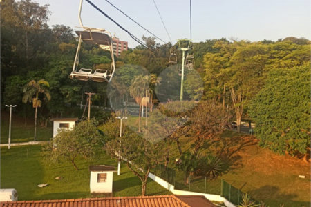 Sobrado à venda com 3 quartos em Jardim das Cerejeiras, Atibaia, SP