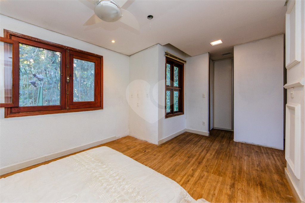 Casa à venda ou para alugar com 4 quartos, sendo 3 suítes,  no condomínio Da Serra, São Paulo - SP