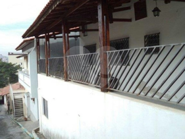 Sobrado à venda com 3 quartos, sendo 1 suíte,  em Tremembé, São Paulo, SP