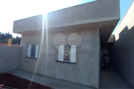 Casa à venda com 2 quartos em Vila Progresso, Itapetininga, SP