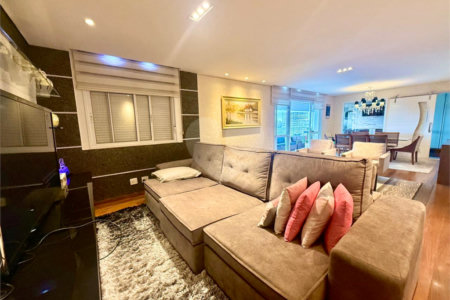 Apartamento à venda com 3 suítes em Campo Grande, São Paulo, SP