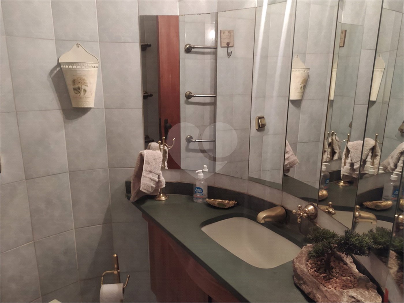 Sobrado à venda com 4 quartos, sendo 1 suíte, em Chácara Monte Alegre, São Paulo, SP
