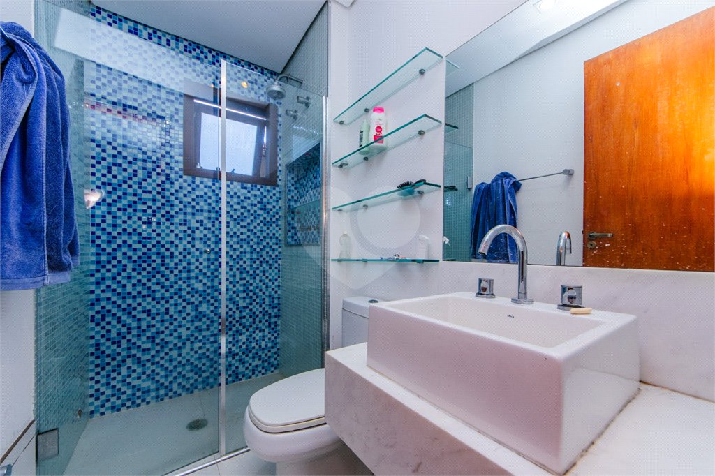 Casa à venda ou para alugar com 4 quartos, sendo 3 suítes,  no condomínio Da Serra, São Paulo - SP