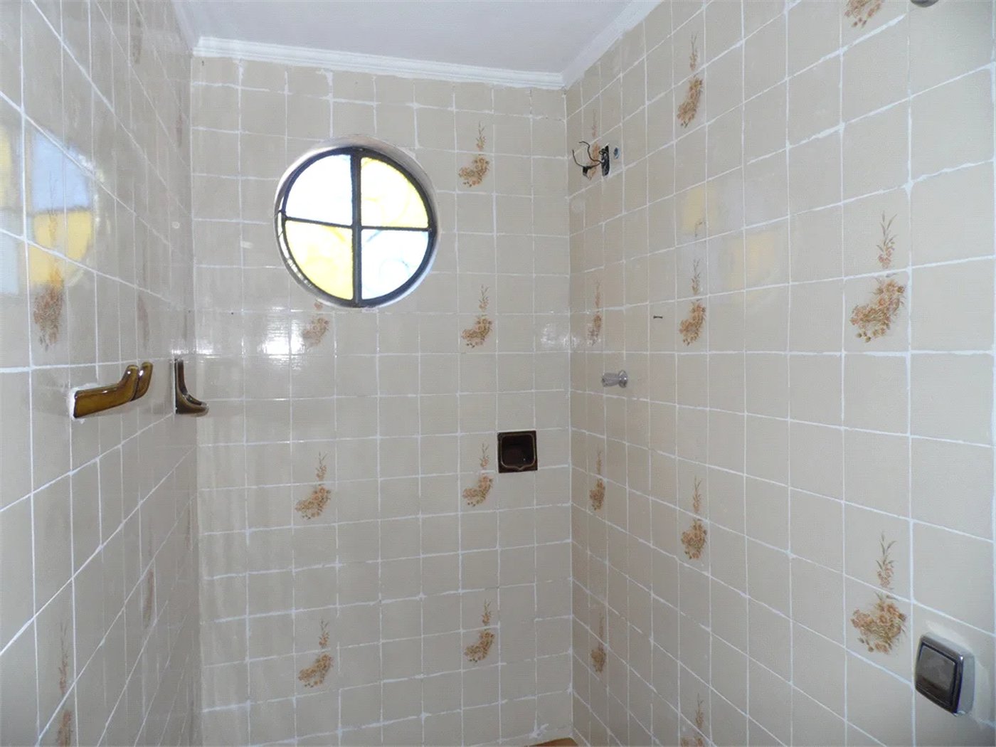 Casa à venda com 5 quartos, sendo 3 suítes, em Vila São Francisco, São Paulo, SP