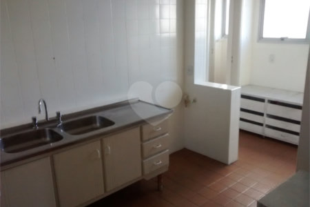Apartamento à venda com 3 quartos, sendo 1 suíte,  em Cidade Monções, São Paulo, SP