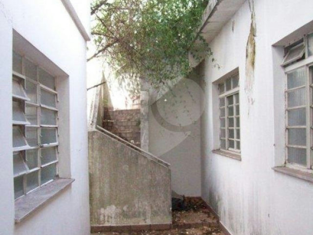 Sobrado à venda com 4 quartos em Parada Inglesa, São Paulo, SP