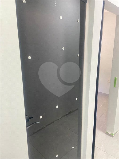 Casa à venda com 3 quartos, sendo 1 suíte, no condomínio Residencial Alto da Boa Vista, Araraquara - SP