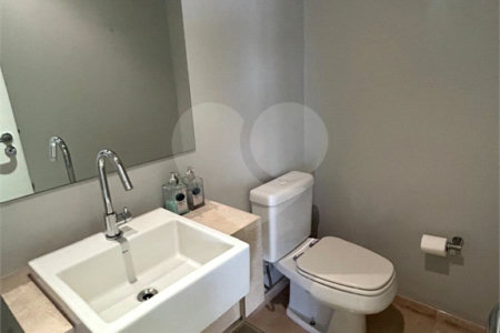 Apartamento à venda com 3 suítes em Indianópolis, São Paulo, SP