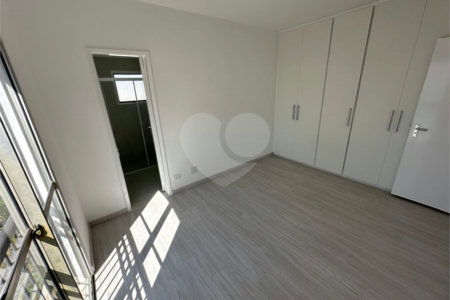 Apartamento à venda com 3 quartos, sendo 2 suítes, em Jardim Ampliação, São Paulo, SP