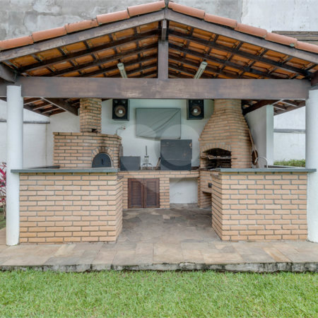 Sobrado à venda com 5 suítes em Alto da Boa Vista, São Paulo, SP