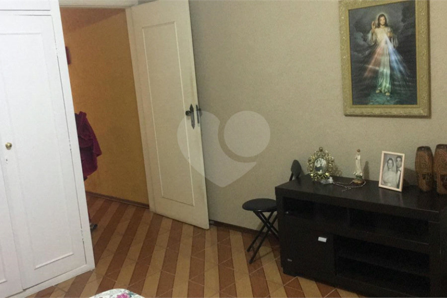 Sobrado à venda com 3 quartos, sendo 1 suíte, em Tremembé, São Paulo, SP