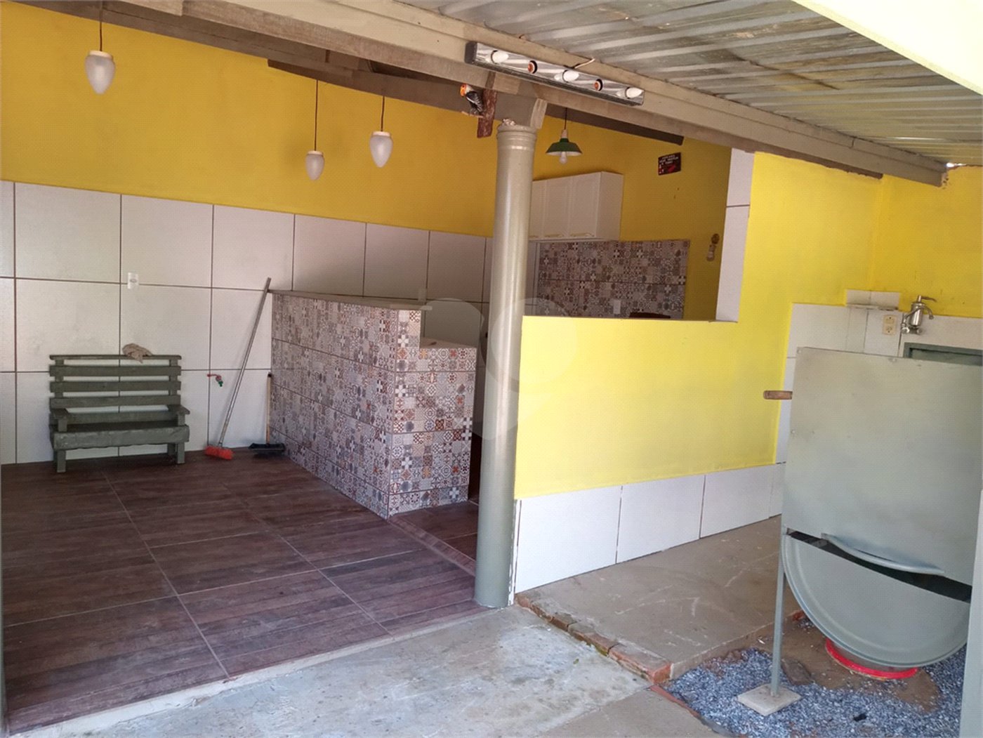 Chácara à venda com 2 quartos, sendo 1 suíte, em Área Rural de Alambari, Alambari, SP
