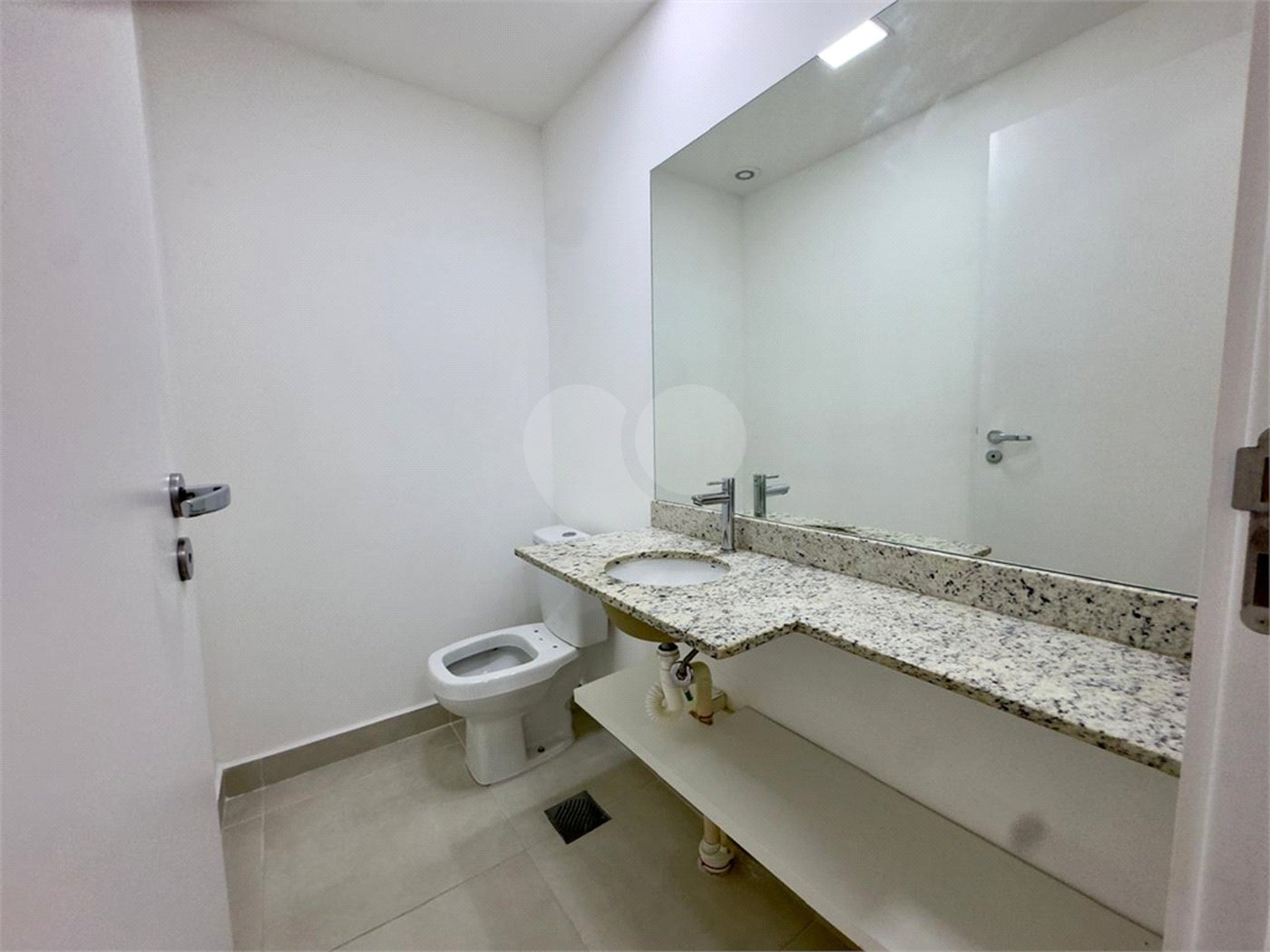 Apartamento à venda ou para alugar com 2 suítes em Jardim Faculdade, Sorocaba, SP