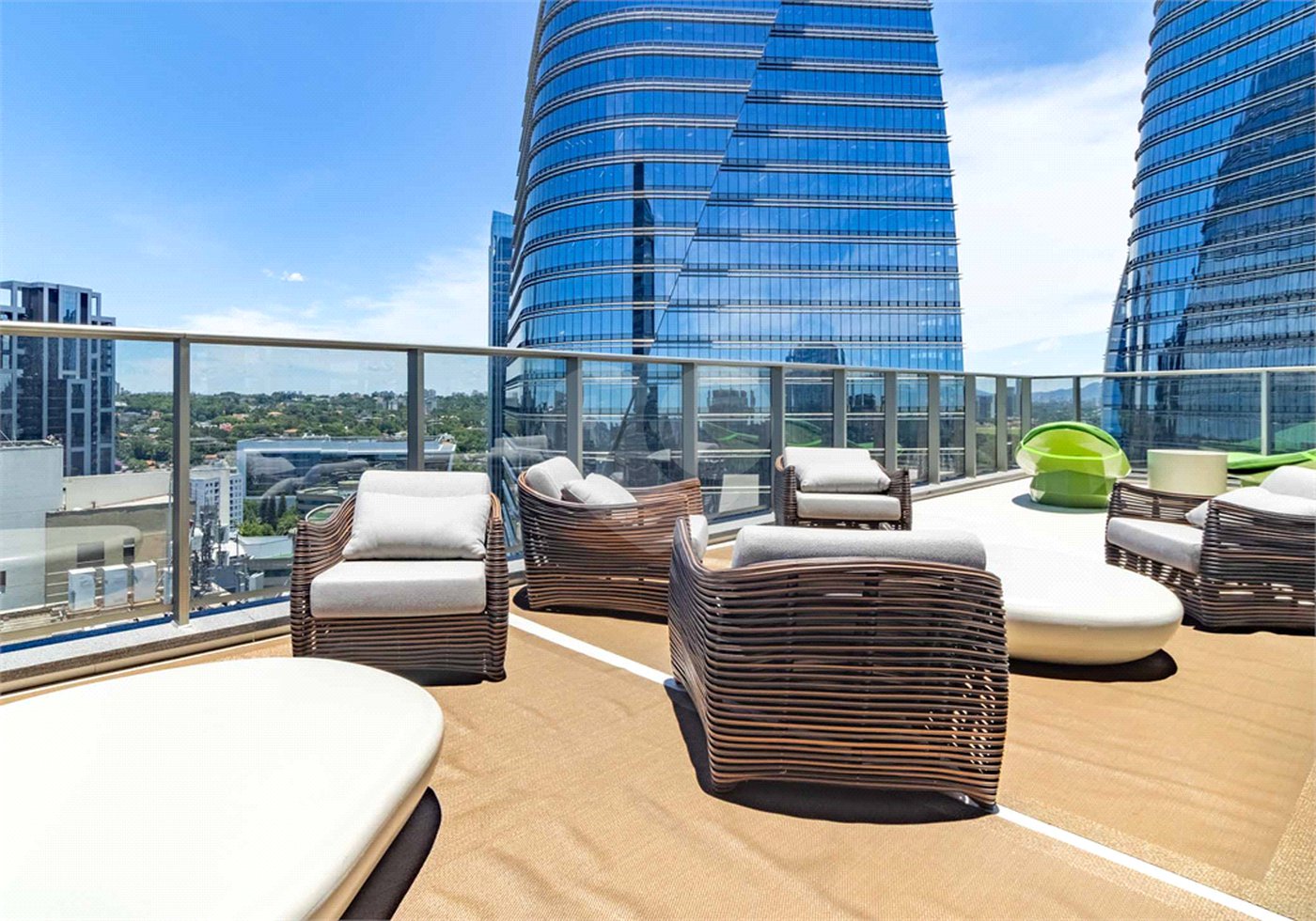 Apartamento à venda ou para alugar com 1 quarto em Vila Olímpia, São Paulo, SP