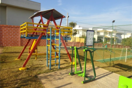 Terreno à venda com 1 suíte no condomínio Bosque dos Cambarás, Valinhos - SP