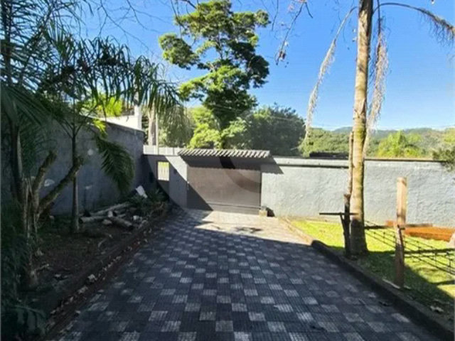 Condomínio à venda com 6 suítes em Cumbari, Mairiporã, SP