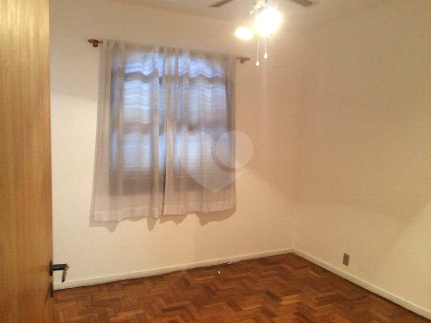 Casa à venda com 3 quartos, sendo 1 suíte,  em Vila Gomes, São Paulo, SP