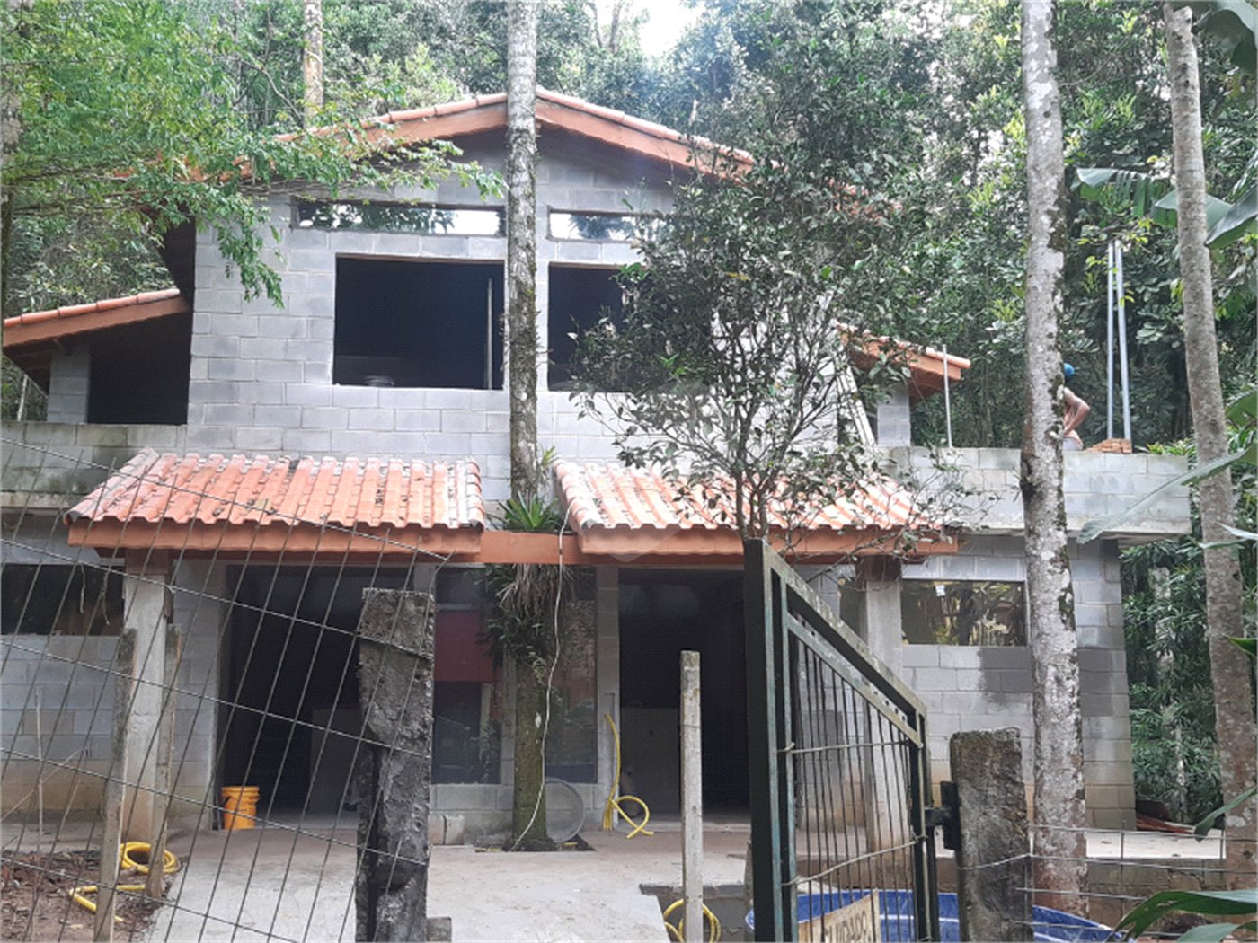 Casa à venda com 3 quartos no condomínio Champs Elysees Village, Mairiporã - SP