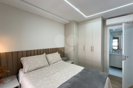 Apartamento à venda com 2 quartos, sendo 1 suíte,  em Jardim Prudência, São Paulo, SP