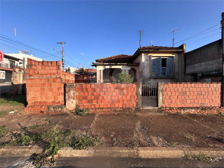 Casa à venda com 2 quartos, sendo 1 suíte, em Vila Doutor Laurindo, Tatuí, SP