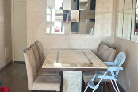 Apartamento à venda com 3 quartos, sendo 1 suíte, em Conjunto Residencial Irai, Suzano, SP