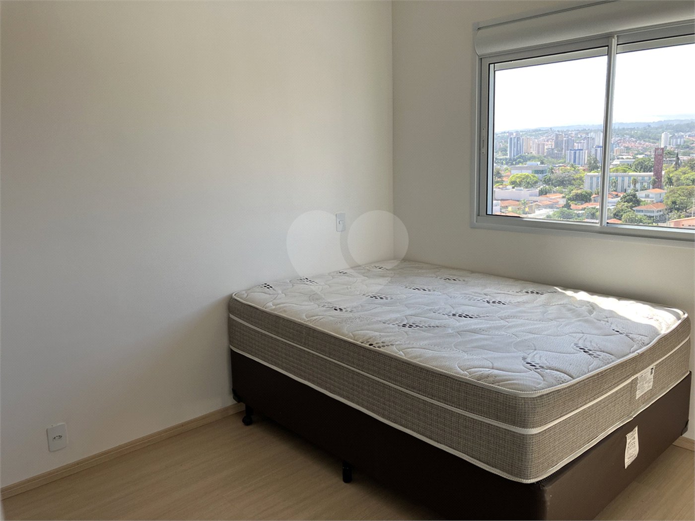 Apartamento à venda com 3 quartos em Jardim Santa Rosália, Sorocaba, SP