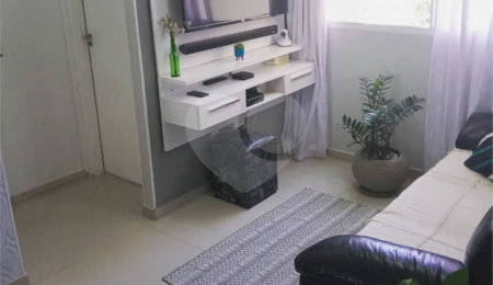 Apartamento à venda com 2 quartos em Jardim do Lago, São Paulo, SP