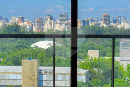 Apartamento à venda com 2 quartos, sendo 1 suíte,  em Vila Mariana, São Paulo, SP