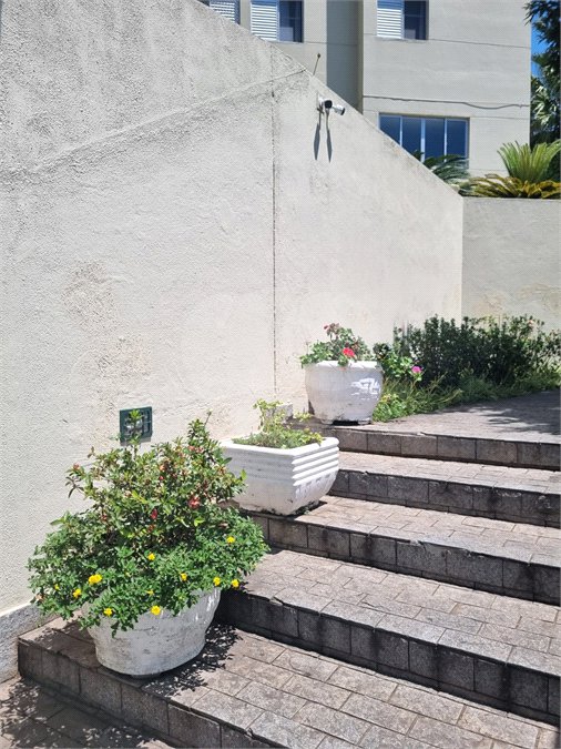 Apartamento à venda com 2 quartos em Parque Maria Domitila, São Paulo, SP