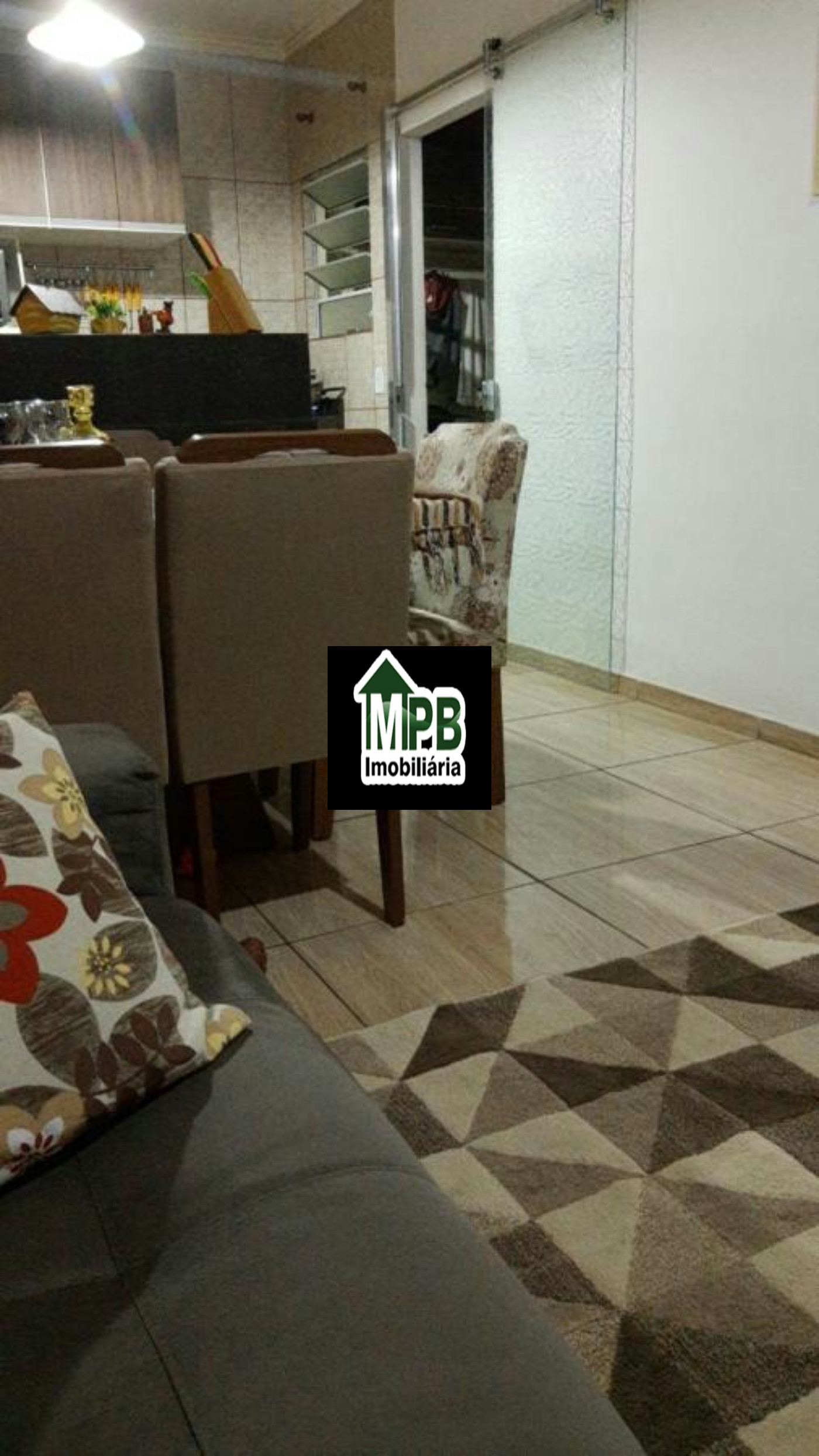 Casa à venda com 2 quartos em Lopes De Oliveira, Sorocaba, SP