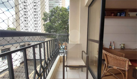 Apartamento à venda com 3 quartos, sendo 1 suíte,  em Vila Romana, São Paulo, SP