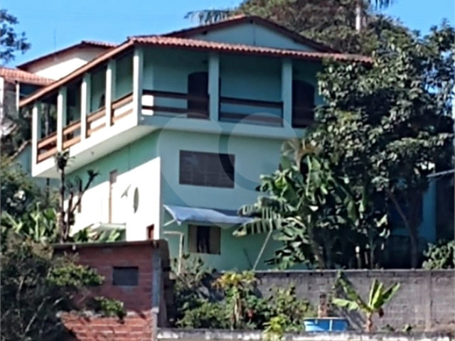 Casa à venda com 4 quartos, sendo 1 suíte,  em Serra da Cantareira, Mairiporã, SP