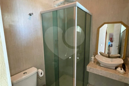 Casa à venda com 4 suítes no condomínio Haras Paineiras, Salto - SP