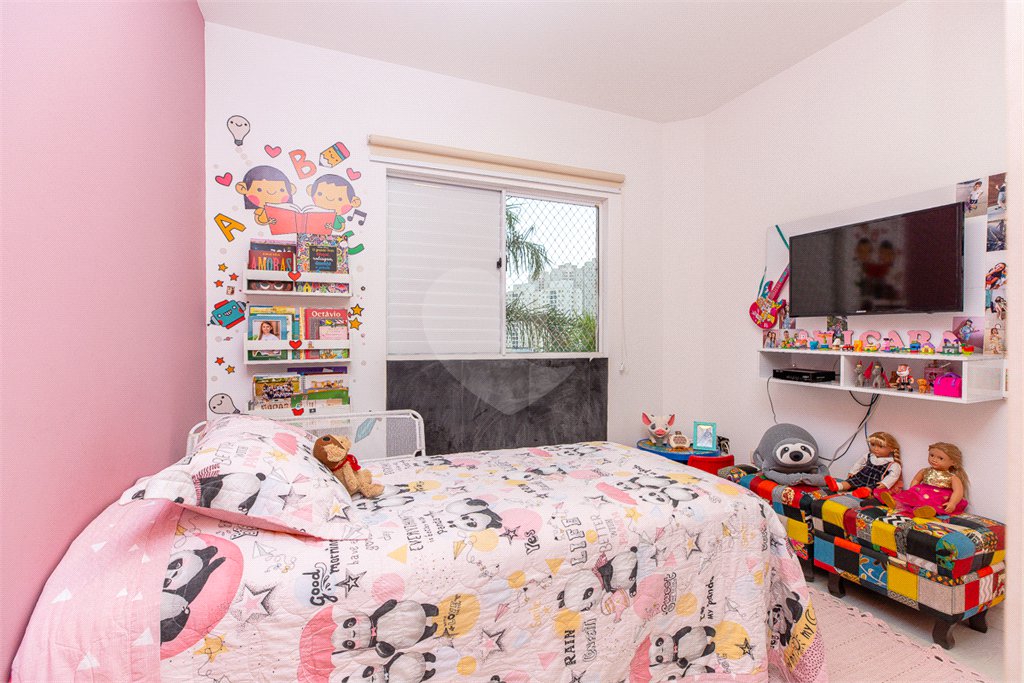 Apartamento à venda com 4 quartos, sendo 1 suíte, em Jardim Monte Kemel, São Paulo, SP