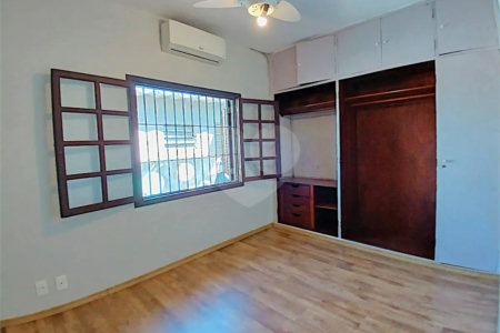 Sobrado à venda com 3 quartos, sendo 1 suíte, em Brooklin, São Paulo, SP