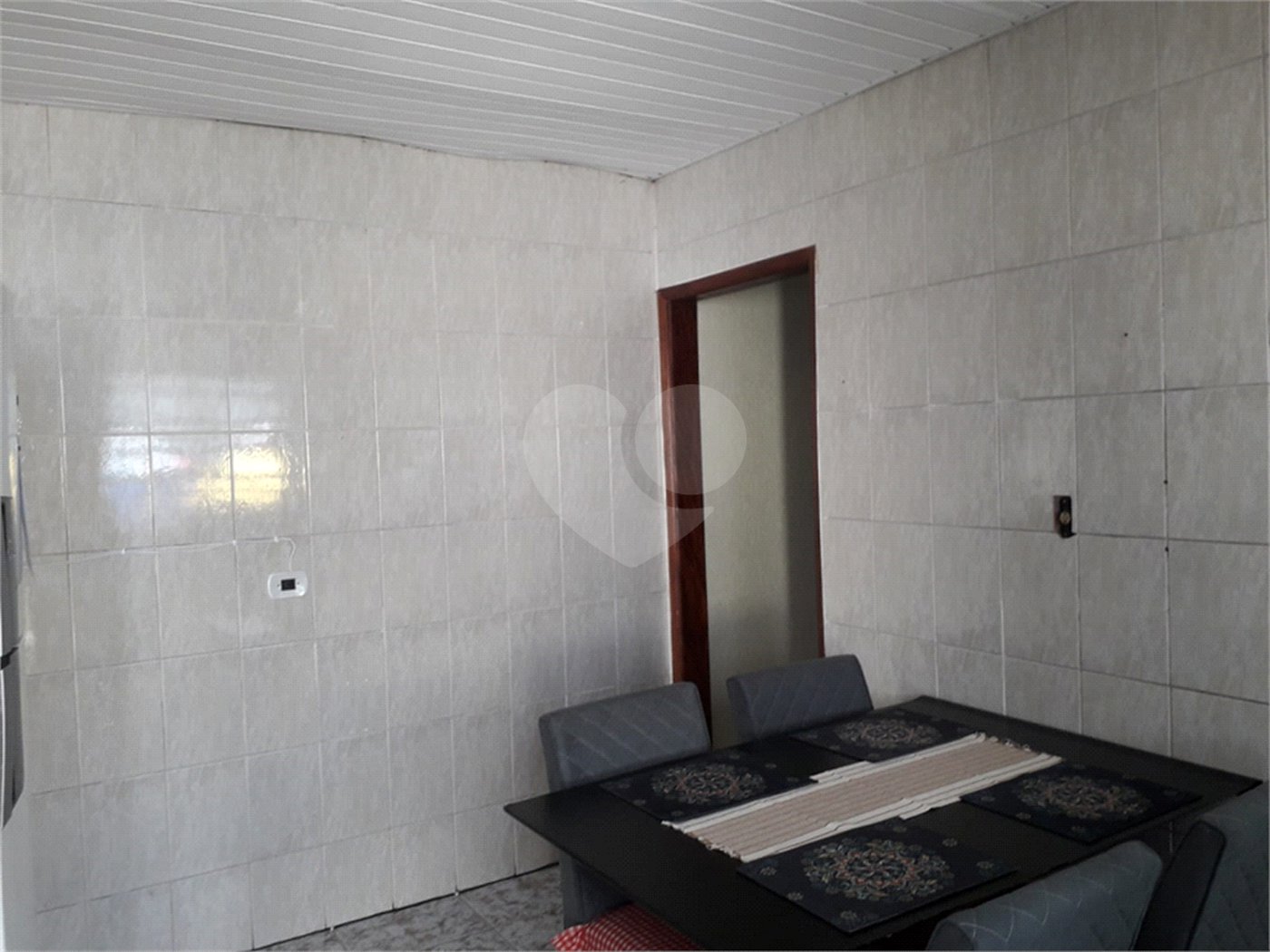 Casa à venda com 2 quartos, sendo 1 suíte, em Vila Gustavo, São Paulo, SP