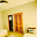 Casa à venda com 4 suítes no condomínio Portal Ouro Verde, Atibaia - SP