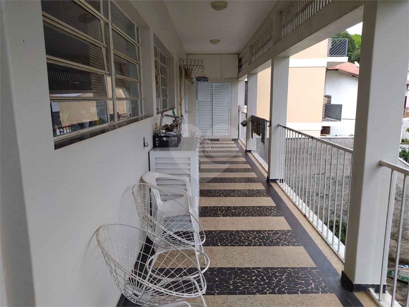 Casa à venda ou para alugar com 6 quartos, sendo 1 suíte, em Vila Junqueira, São Roque, SP