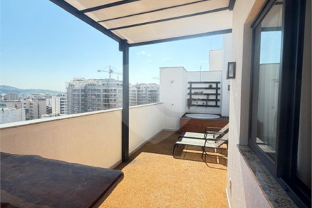 Cobertura à venda com 3 quartos, sendo 1 suíte,  em Tijuca, Rio de Janeiro, RJ