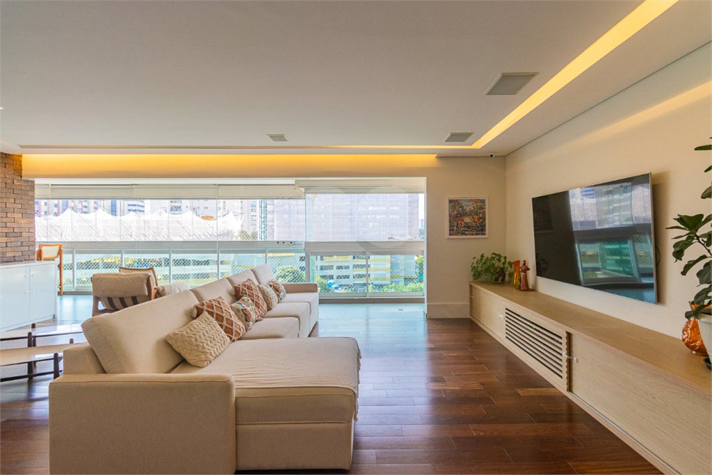 Apartamento à venda com 4 suítes em Brooklin, São Paulo, SP