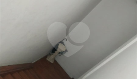 Casa à venda com 7 quartos, sendo 1 suíte,  em Santana, São Paulo, SP