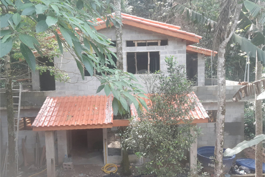 Casa à venda com 3 quartos no condomínio Champs Elysees Village, Mairiporã - SP
